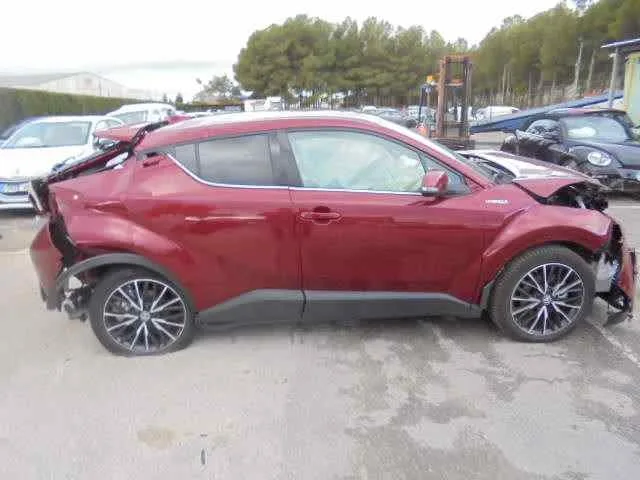 TOYOTA C-HR '2018 HYBRIDID GRANATE