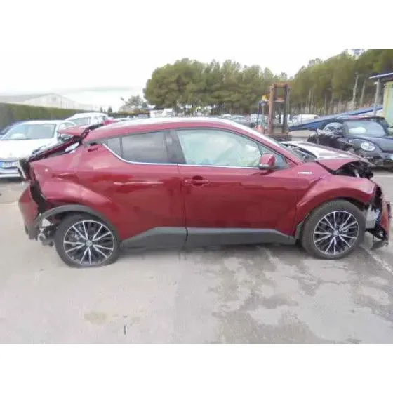 TOYOTA C-HR '2018 HYBRIDID GRANATE