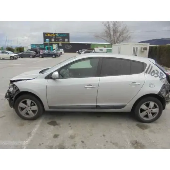 RENAULT MEGANE III BERLINA 5 P '2010 DYNAMIQUE GRIS