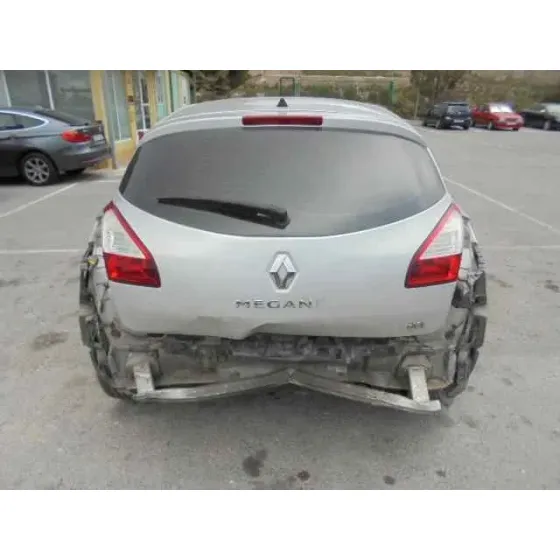RENAULT MEGANE III BERLINA 5 P '2010 DYNAMIQUE GRIS