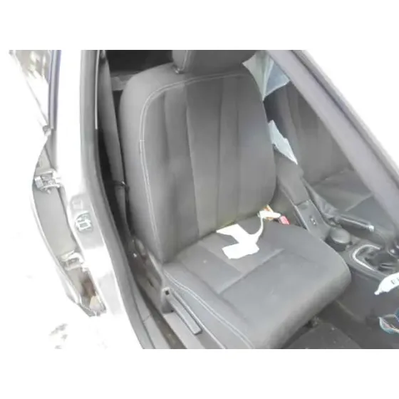 RENAULT MEGANE III BERLINA 5 P '2010 DYNAMIQUE GRIS