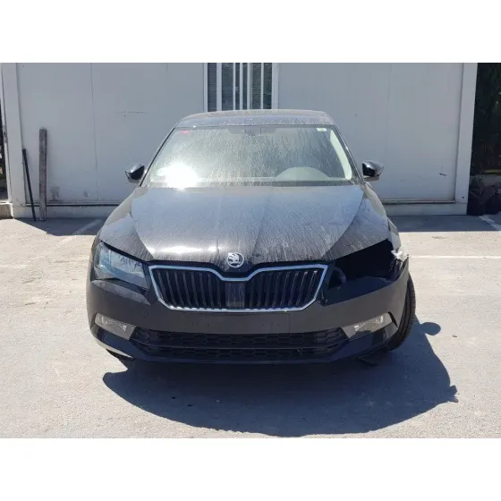 SKODA SUPERB (3V3) '2018 ACTIVE NEGRO