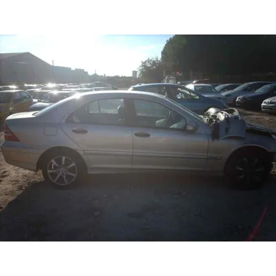 MERCEDES CLASE C (W203) BERLINA '2004 220 CDI (LA) (203.008) BEIG