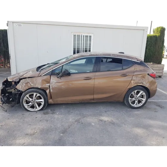 OPEL ASTRA K LIM. 5TÜRIG '2017 DYNAMIC MARRON