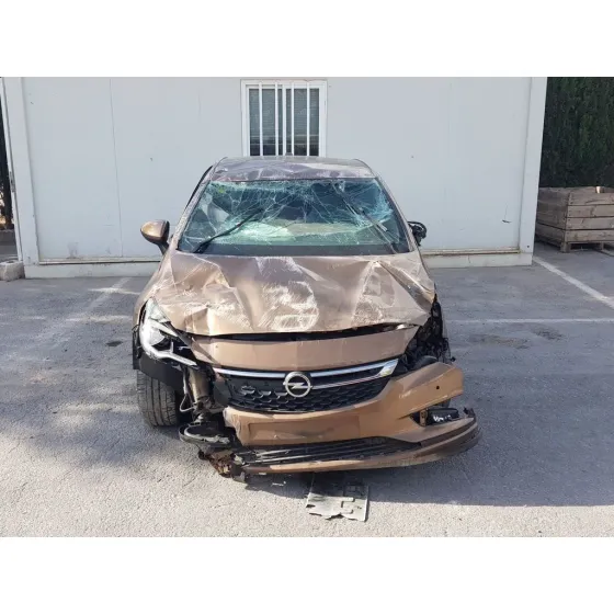 OPEL ASTRA K LIM. 5TÜRIG '2017 DYNAMIC MARRON