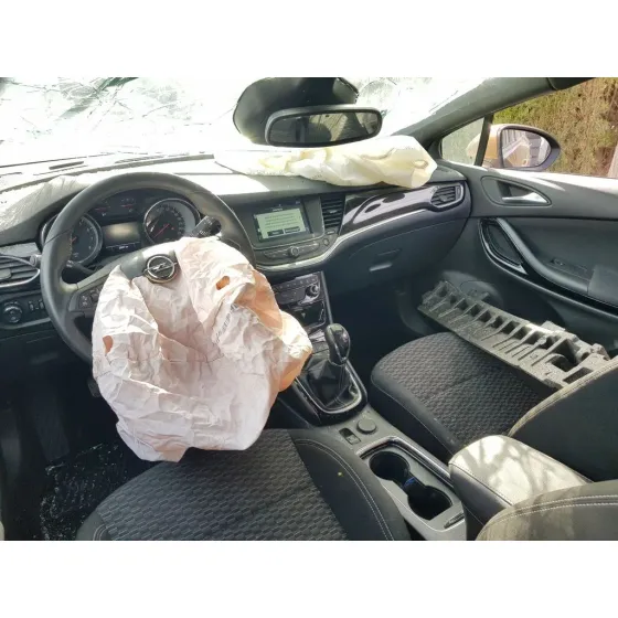 OPEL ASTRA K LIM. 5TÜRIG '2017 DYNAMIC MARRON