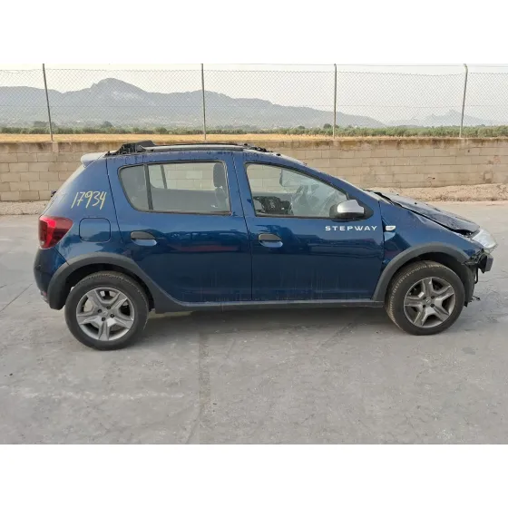 Dacia SANDERO II (B8_) 2012