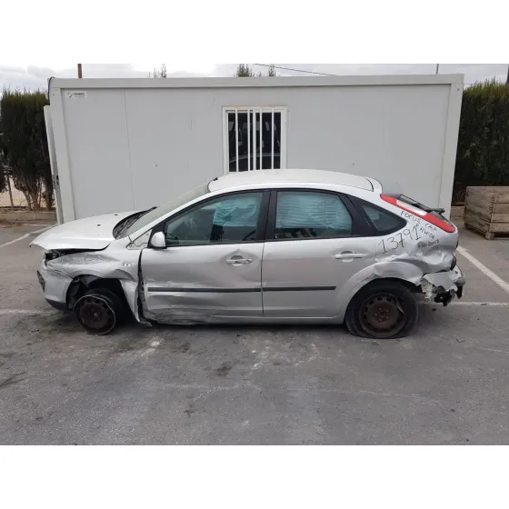 FORD FOCUS BERLINA (CAP) '2007 TREND GRIS