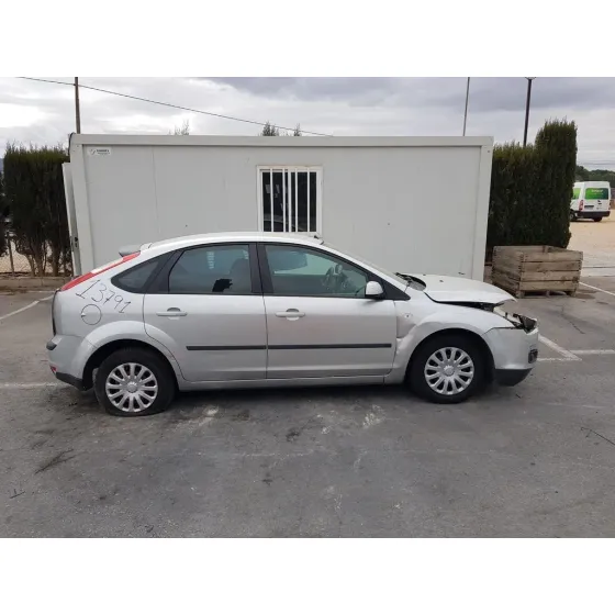 FORD FOCUS BERLINA (CAP) '2007 TREND GRIS