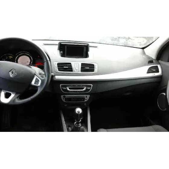 RENAULT MEGANE III BERLINA 5 P '2012 DYNAMIQUE BLANCO