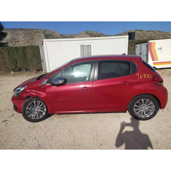 PEUGEOT 208 '2018 STYLE ROJO
