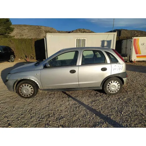 OPEL CORSA C '2002 ESSENTIA GRIS