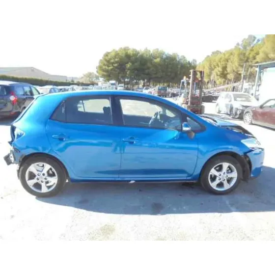 TOYOTA AURIS '2010 ACTIVE AZUL