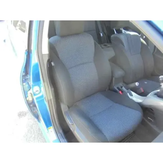 TOYOTA AURIS '2010 ACTIVE AZUL