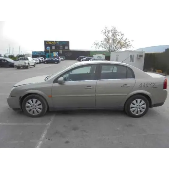OPEL VECTRA C BERLINA '2003 CLUB DORADO