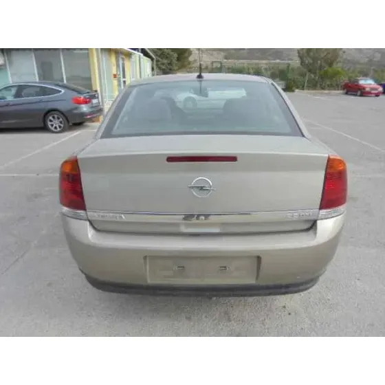 OPEL VECTRA C BERLINA '2003 CLUB DORADO