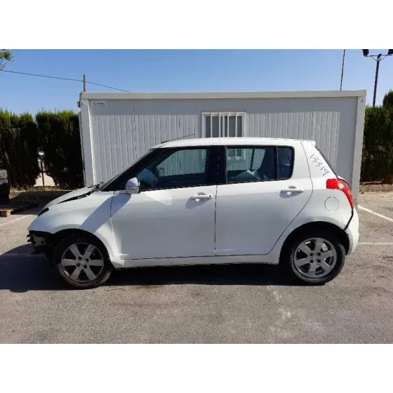 SUZUKI SWIFT BERLINA (MZ) '2009 GL (5-PTAS.) BLANCO