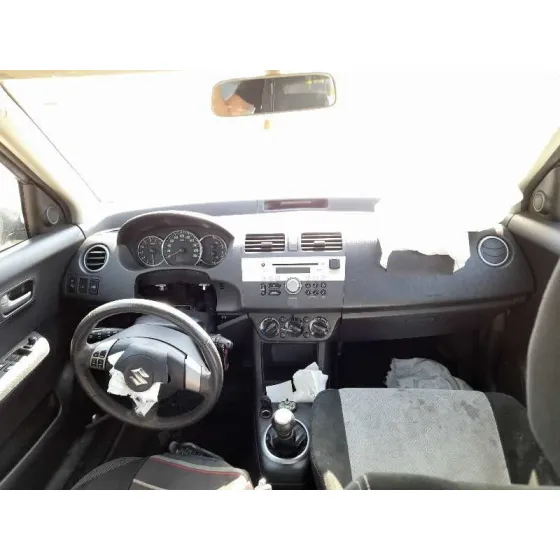 SUZUKI SWIFT BERLINA (MZ) '2009 GL (5-PTAS.) BLANCO