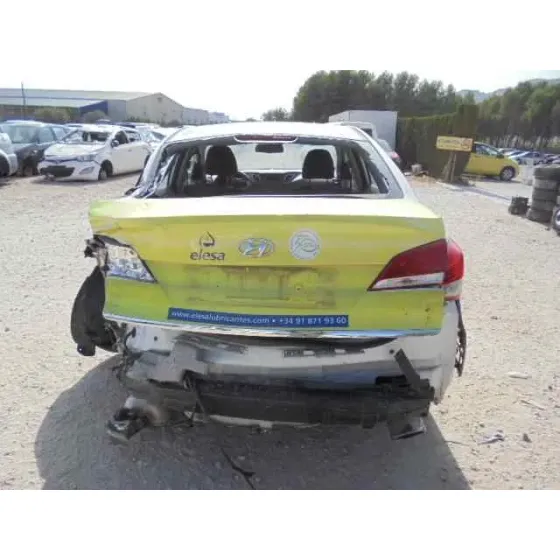 HYUNDAI I40 '2013 STYLE BLUE BLANCO