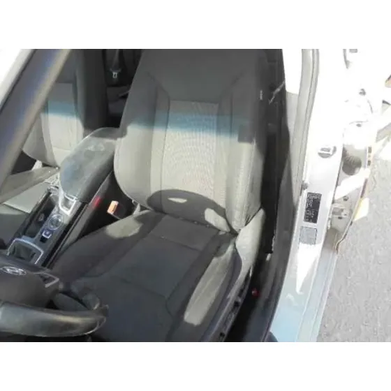 HYUNDAI I40 '2013 STYLE BLUE BLANCO