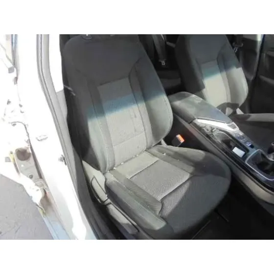 HYUNDAI I40 '2013 STYLE BLUE BLANCO