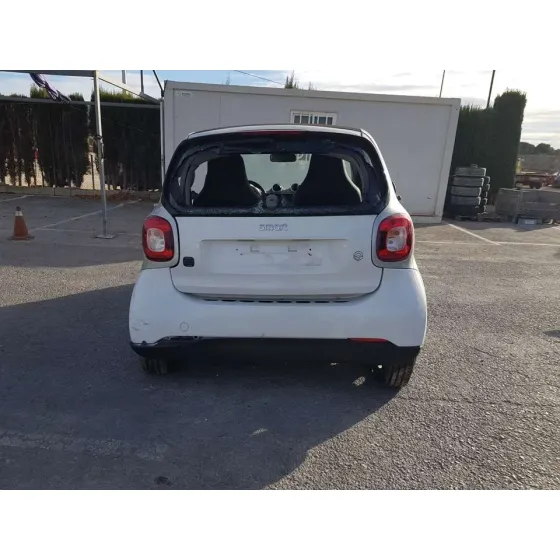 SMART FORTWO COUPE '2019 ELECTRIC DRIVE / EQ PULL&BEAR (453.391) BLANCO