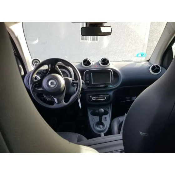 SMART FORTWO COUPE '2019 ELECTRIC DRIVE / EQ PULL&BEAR (453.391) BLANCO