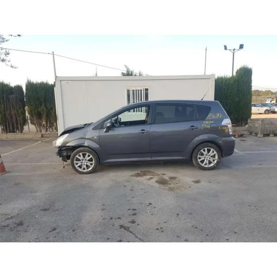 TOYOTA COROLLA VERSO (R1) '2008 2.2 D-4D LUNA GRIS OSCURO