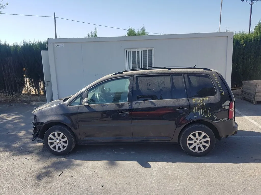 VOLKSWAGEN TOURAN (1T2) '2009 ADVANCE NEGRO