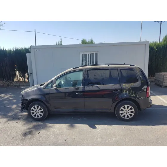 VOLKSWAGEN TOURAN (1T2) '2009 ADVANCE NEGRO