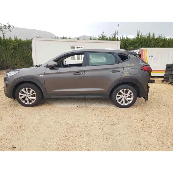 HYUNDAI TUCSON '2019 SLE MILD-HYBRID 2WD GRIS OSCURO