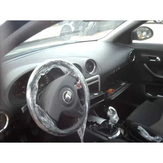 SEAT IBIZA (6L1) '2003 COOL NEGRO
