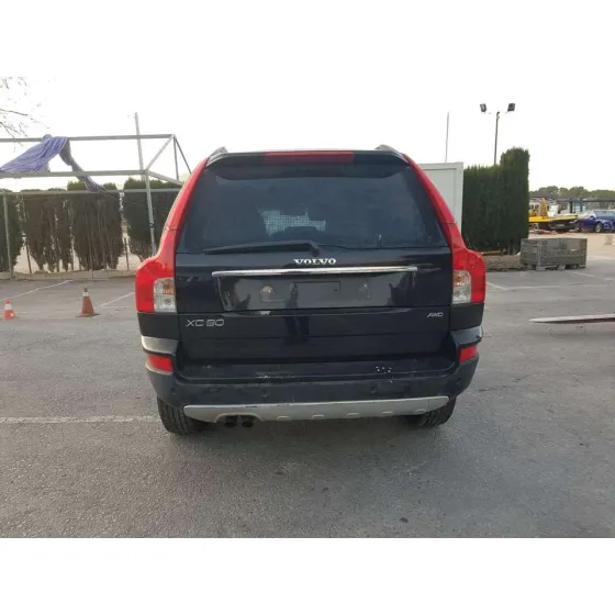 VOLVO XC90 '2007 D5 EXECUTIVE (7 ASIENTOS) (136KW) NEGRO