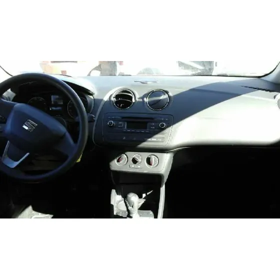 SEAT IBIZA (6J5) '2015 REFERENCE I-TECH 30 ANIVERSARIO BLANCO
