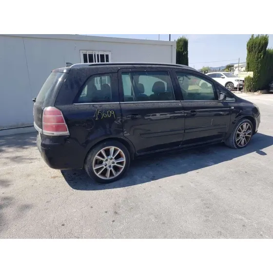 OPEL ZAFIRA B '2006 COSMO NEGRO