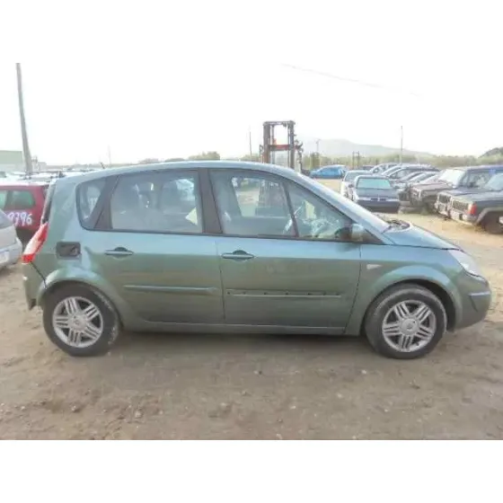 RENAULT SCENIC II '2003 AUTHENTIQUE VERDE