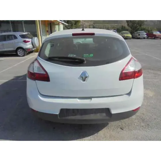 RENAULT MEGANE III BERLINA 5 P '2011 BUSINESS BLANCO