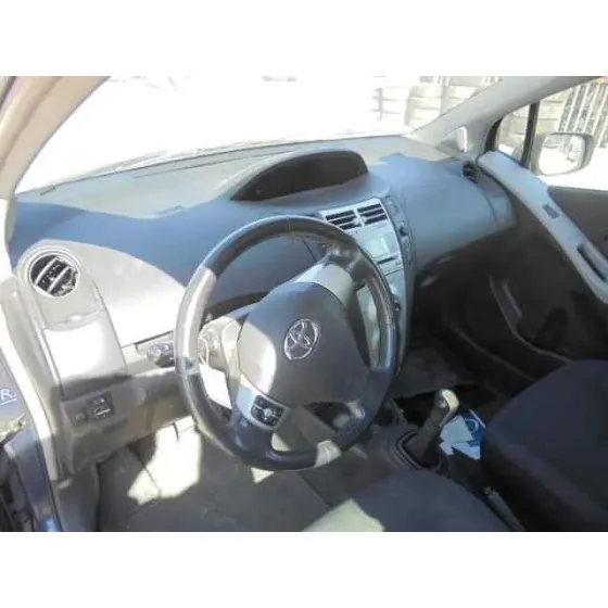 TOYOTA YARIS (KSP9/SCP9/NLP9) '2007 BASICO AZUL