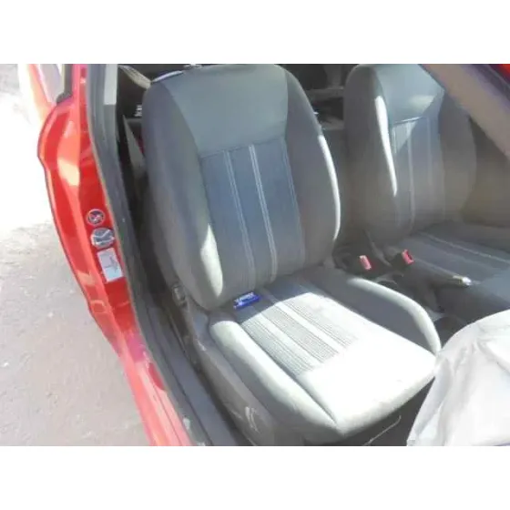 FORD FIESTA (CB1) '2009 AMBIENTE ROJO