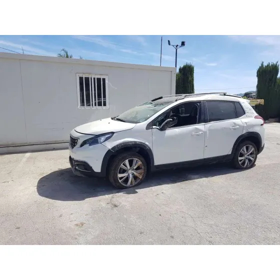 PEUGEOT 2008 (--.2013->) '2016 GT LINE BLANCO