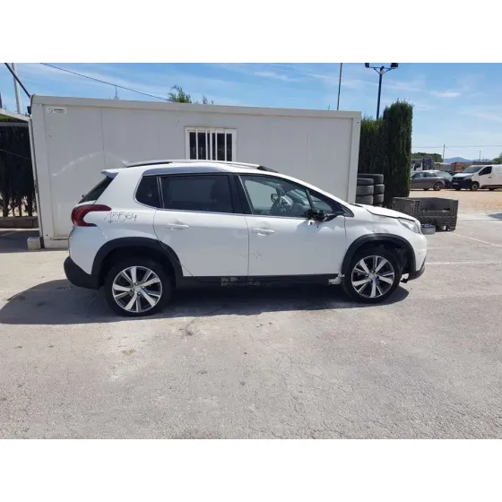 PEUGEOT 2008 (--.2013->) '2016 GT LINE BLANCO