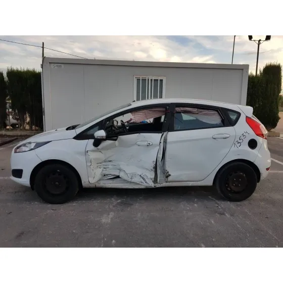 FORD FIESTA (CCN) '2015 TREND BLANCO