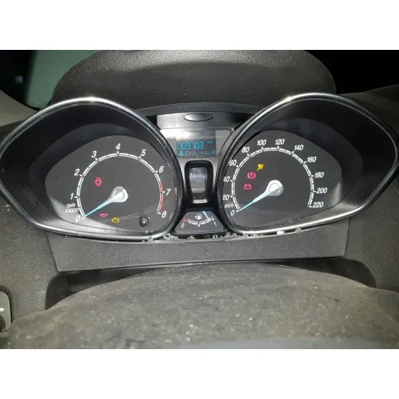 FORD FIESTA (CCN) '2015 TREND BLANCO