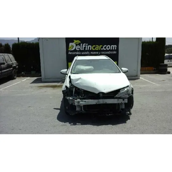 TOYOTA AURIS TOURING SPORTS (E18) '2014 ADVANCE BLANCO