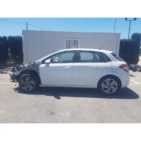 CITROEN C4 LIM. '2012 WHITE ATTRACTION BLANCO