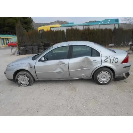 FORD MONDEO BERLINA (GE) '2001 AMBIENTE GRIS
