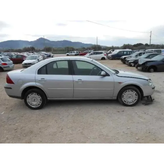 FORD MONDEO BERLINA (GE) '2001 AMBIENTE GRIS