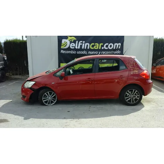 TOYOTA AURIS '2009 BASICO ROJO