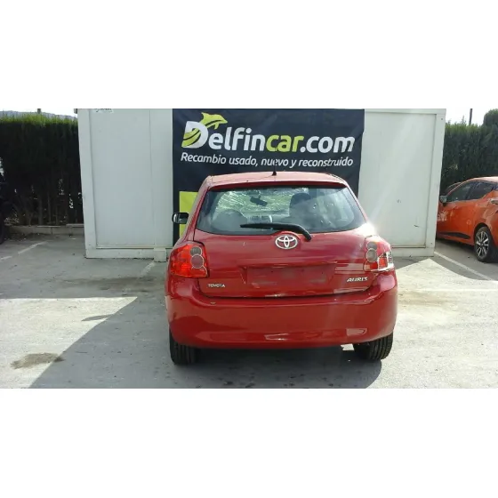 TOYOTA AURIS '2009 BASICO ROJO