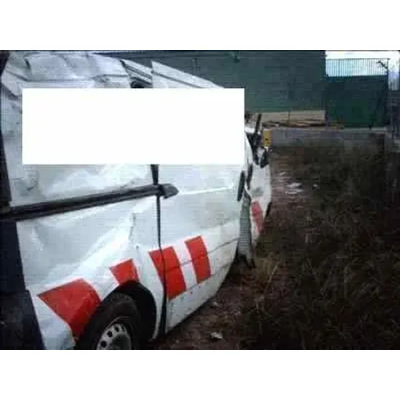 RENAULT TRAFIC CAJA CERRADA (AB 4.01) '2001 2.0 DCI DIESEL CAT BLANCO
